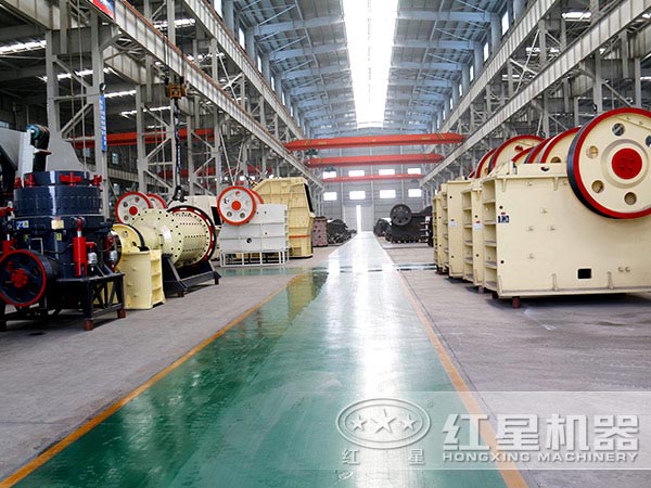 鄂式破碎机生产车间