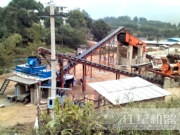 冲击式破碎机现场工作图