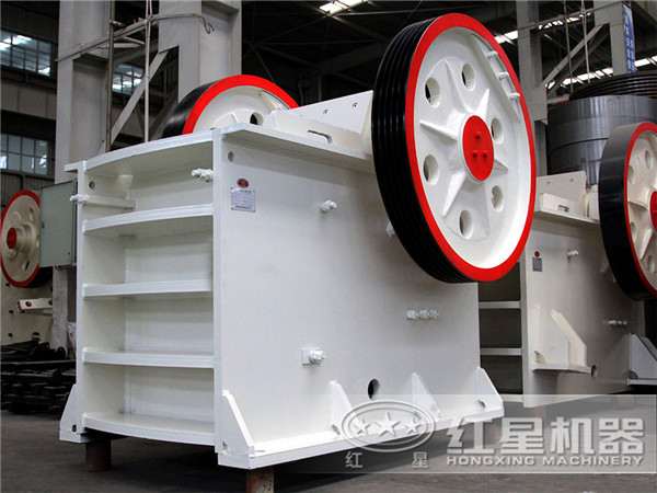 颚式破碎机生产车间