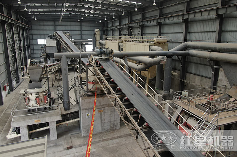 石头制成沙子生产现场 石头制成沙子生产现场