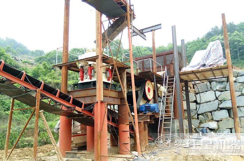 硬岩破碎加工现场